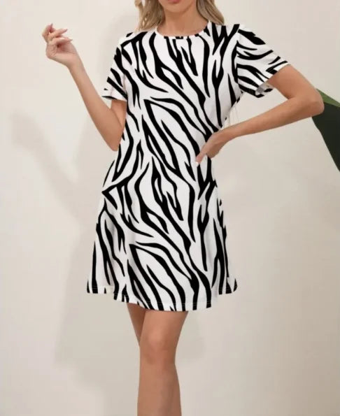 2024 Summer Latest Women's Fashion Print Street Trend Round Neck Sweet and Fresh Flowers Solid Colors Suitable for Beach Dresses